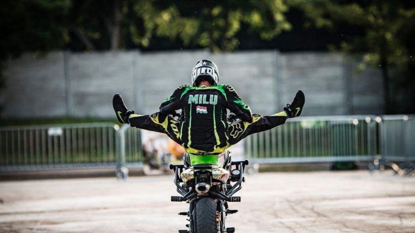 Már javában készül a szarvasi motoros