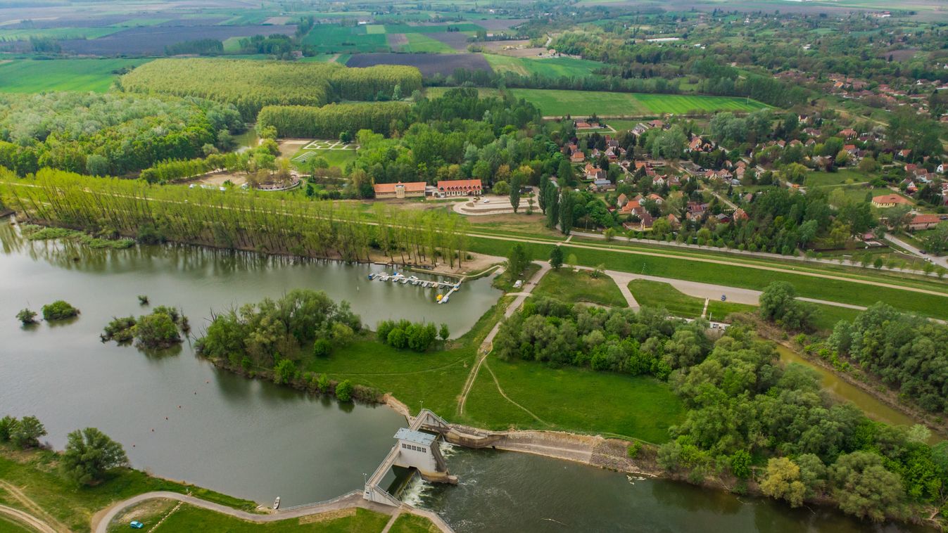 Árhullámok vonulnak le a Körösökön