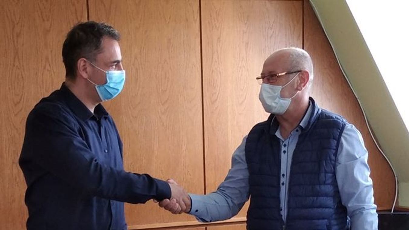 Focisták gyűjtöttek az Orosházi Kórháznak