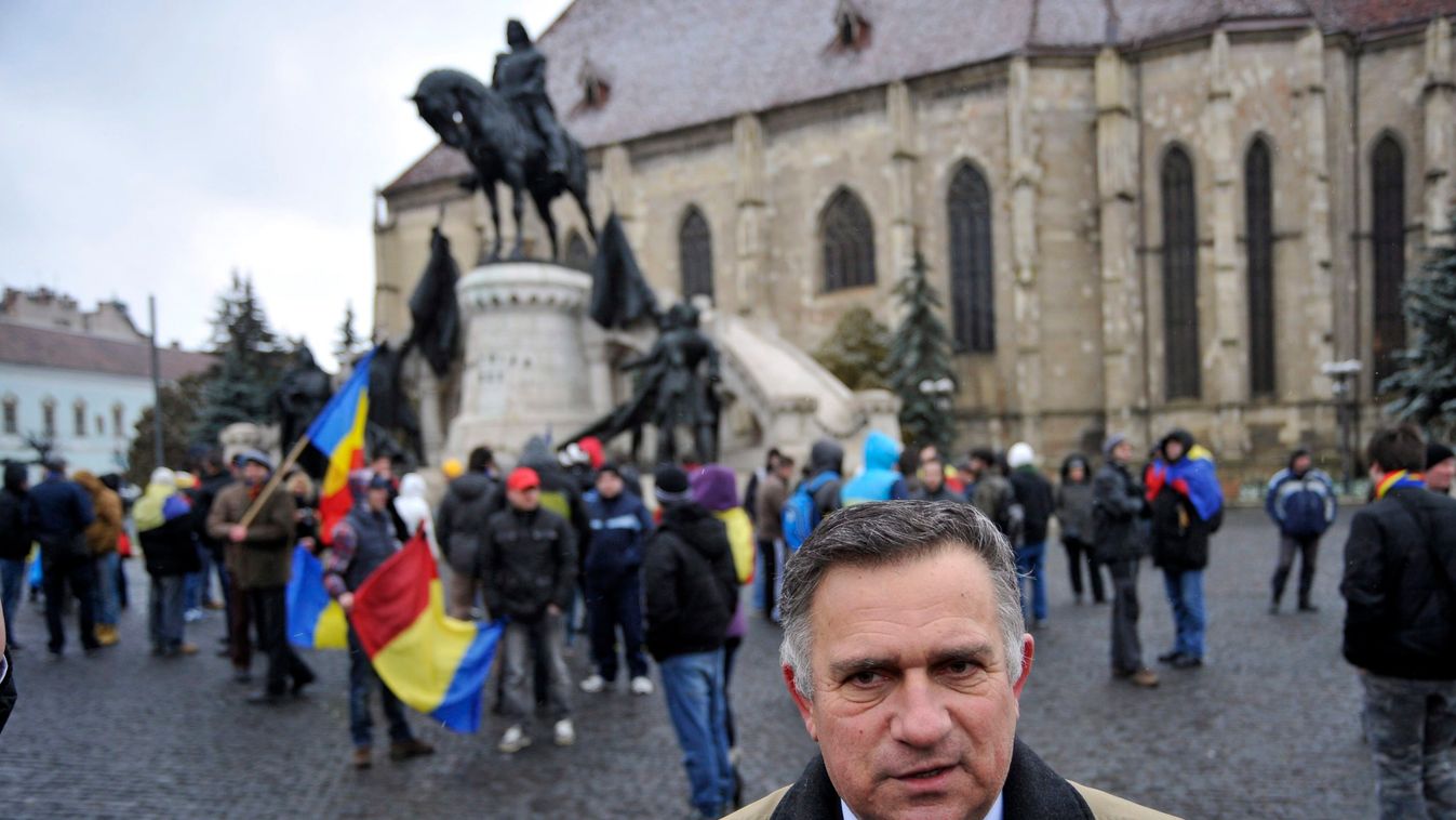 Megúszhatja, hogy a lovak nyelvének nevezte a magyart