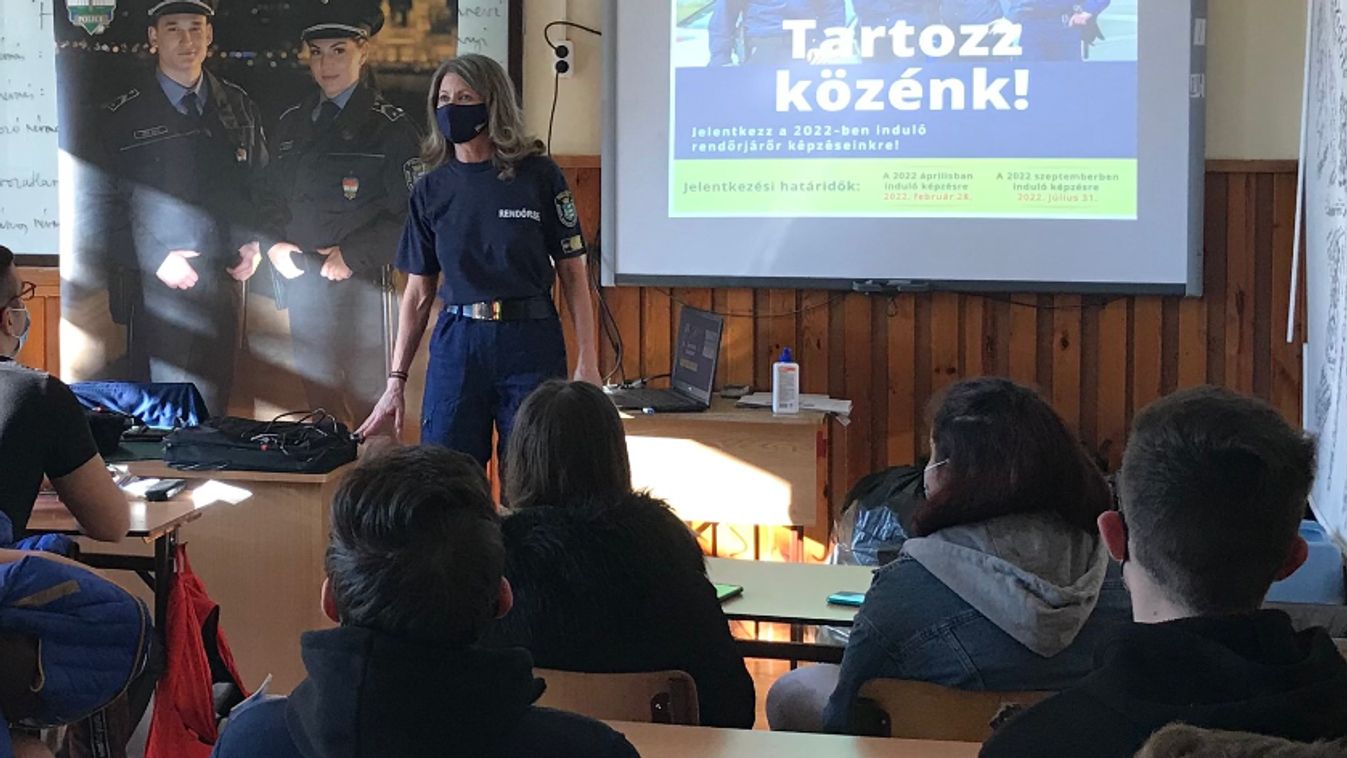 Gyulán és Gyomaendrődön toboroztak a rendőrök