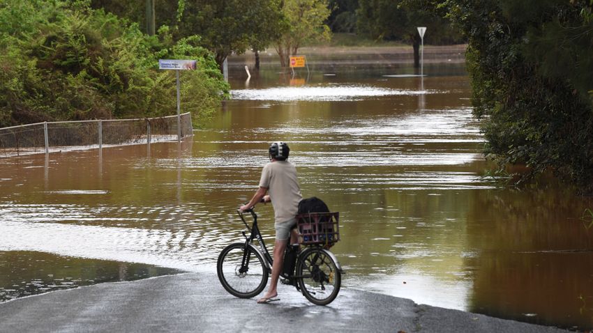 Devastating floods in Australia: Reports of the displacement of nearly 15,000 people (photos)
