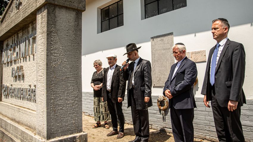 BEOL – Az elhurcolt zsidóságra emlékeztek Gyulán – galéria