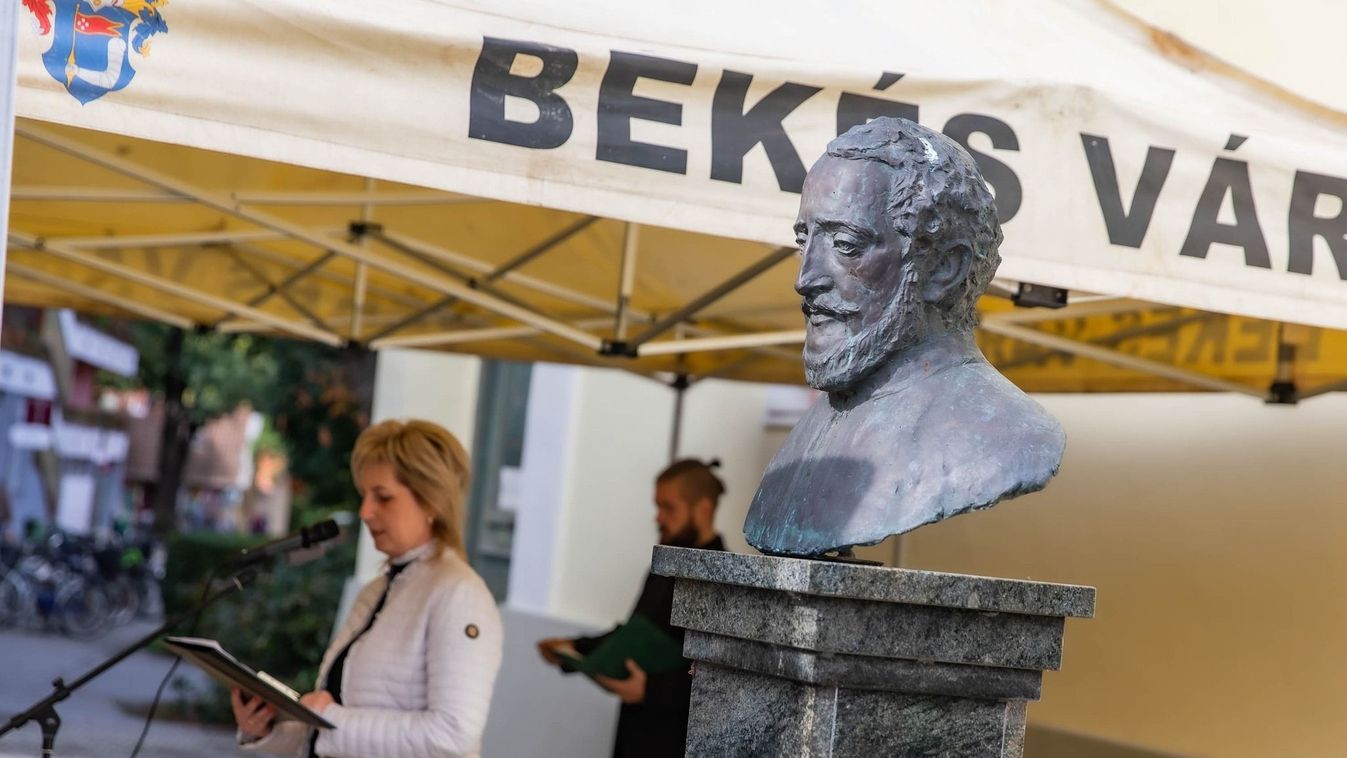 Széchenyire és Kossuthra emlékeztek Békésen
