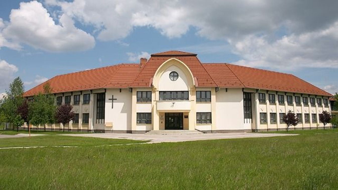 A hónap végén dől el az egyházi iskola épületének jövője Gyomaendrődön