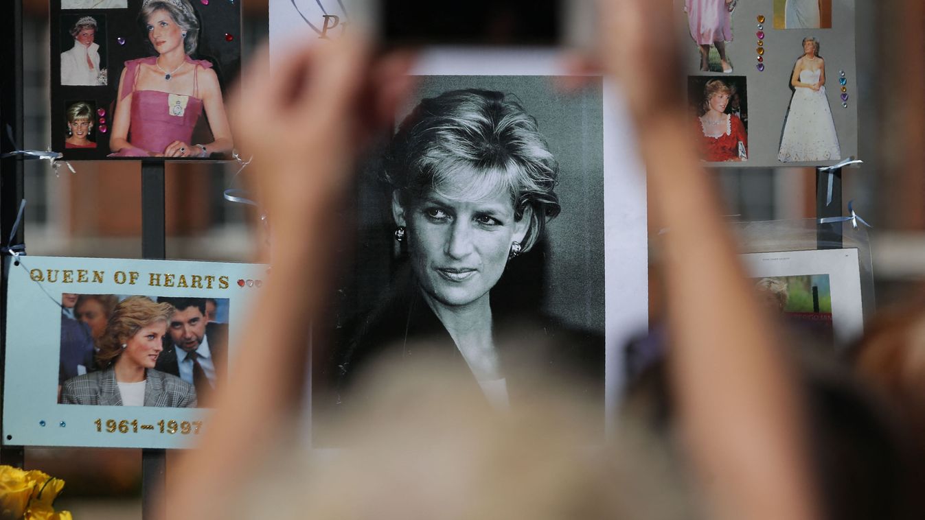 Soha nem látott fotó került elő Diana hercegnőről