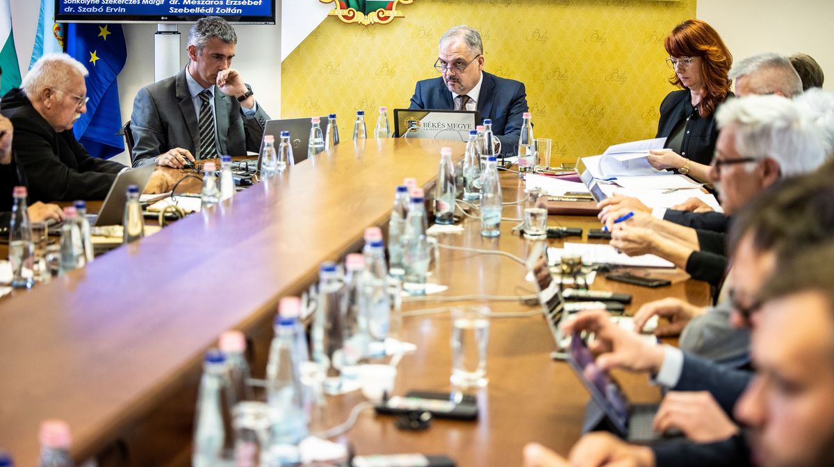 Több témát is tárgyalt csütörtökön a Zalai Mihály elnök vezette vármegyei közgyűlés Békéscsabán