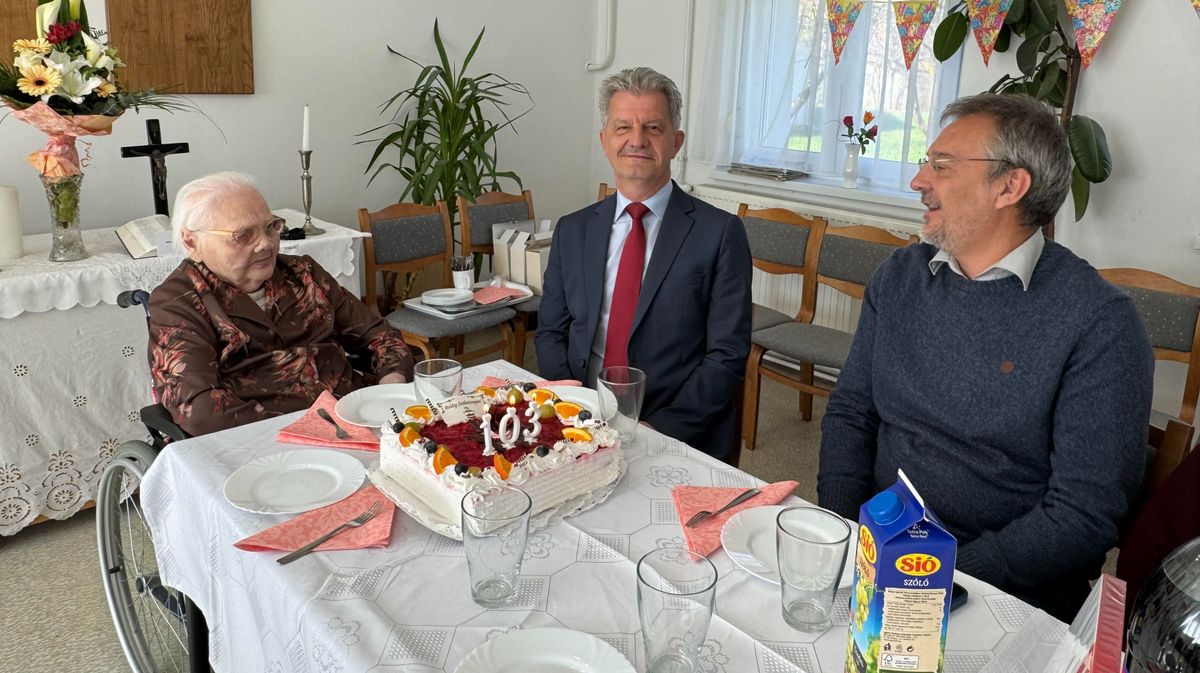 103 éves, Osi néni, születésnap, ünnepelt