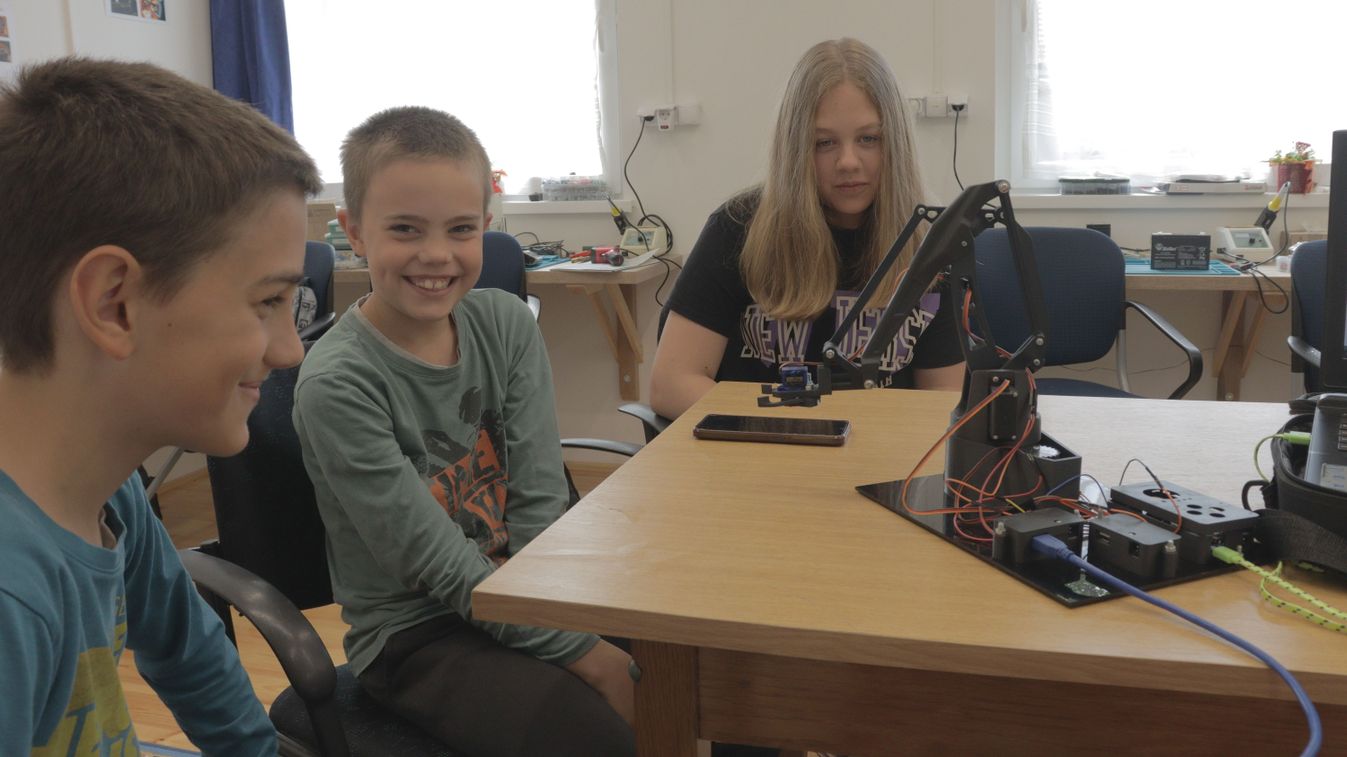 Edison Klub: kipróbálhatták a robotkart is