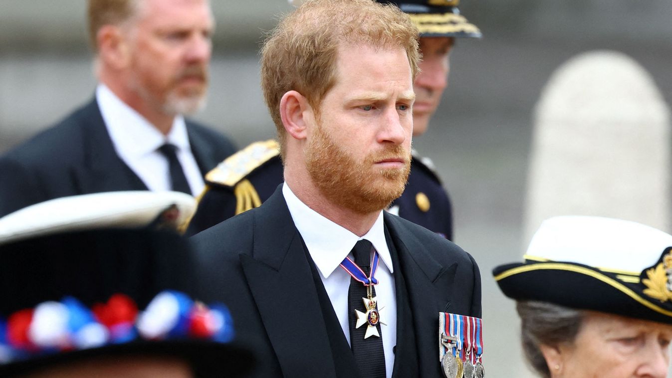 Kiderült, kivel csalta meg Harry herceg Meghan Markle-t