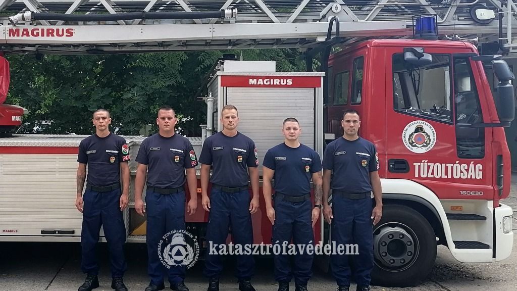 újonc, tűzoltók, felszereltek