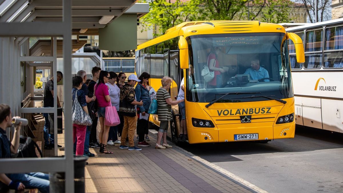 buszmenetrend, változik, menetrend, busz, közlekedés