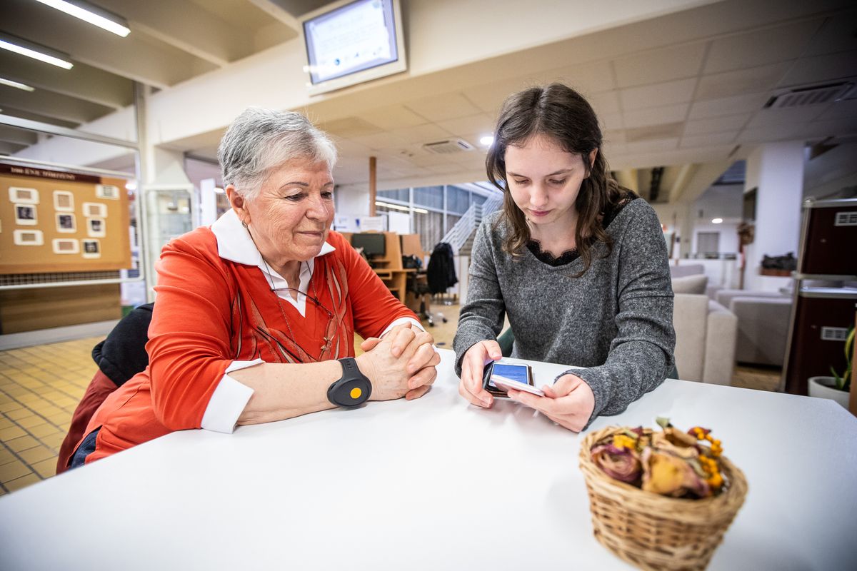 idősek, generációk, digitális ismeret