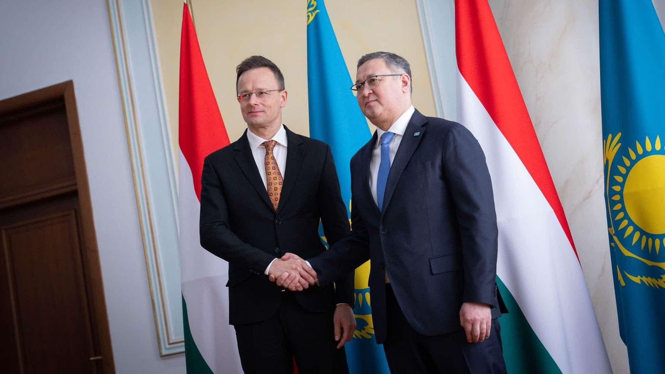 Szijjártó Péter: háborúpárti vezetők ülnek össze Párizsban (videó)