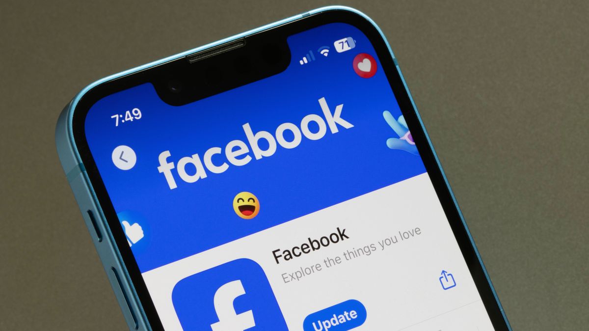Facebook, Meta AI