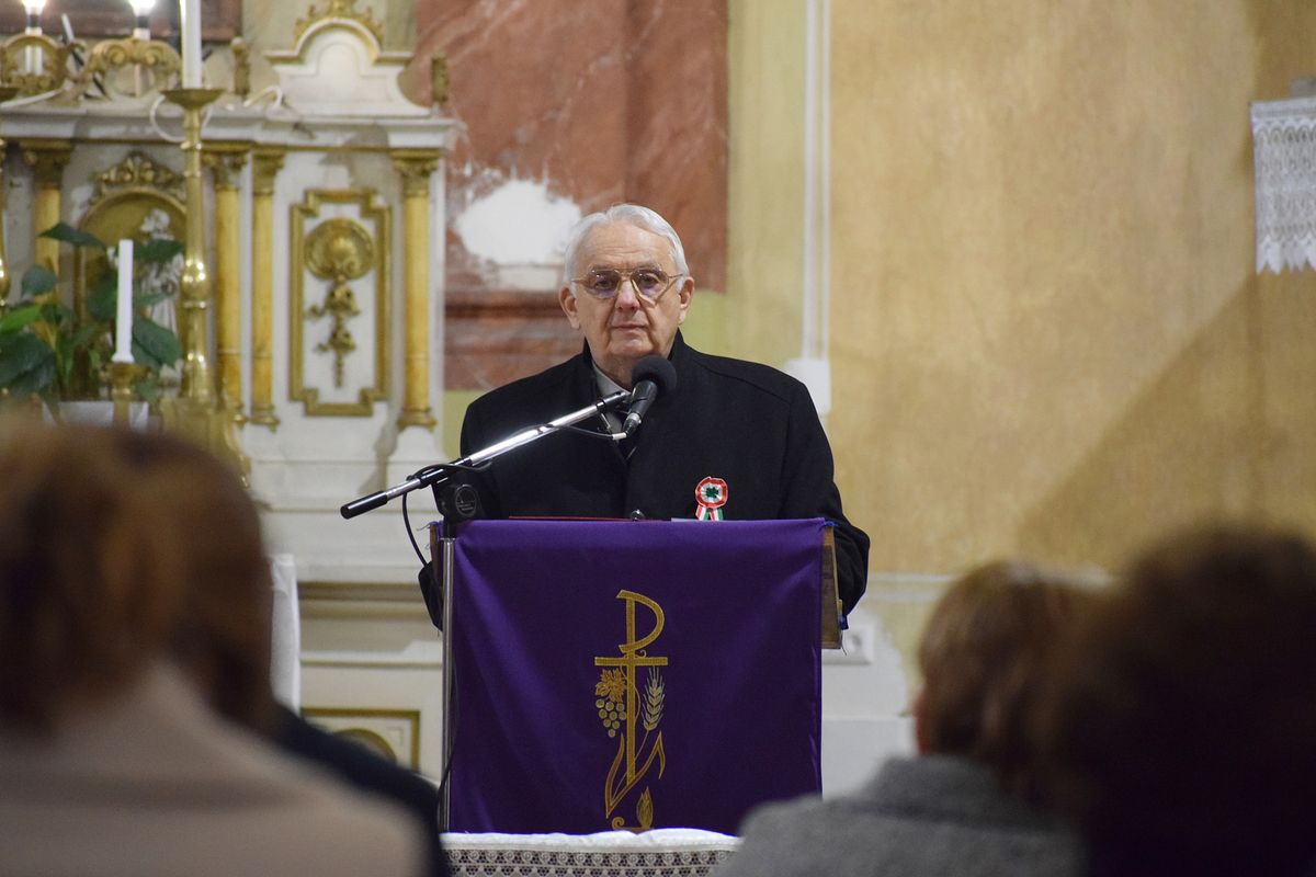 Dr. Latorcai János