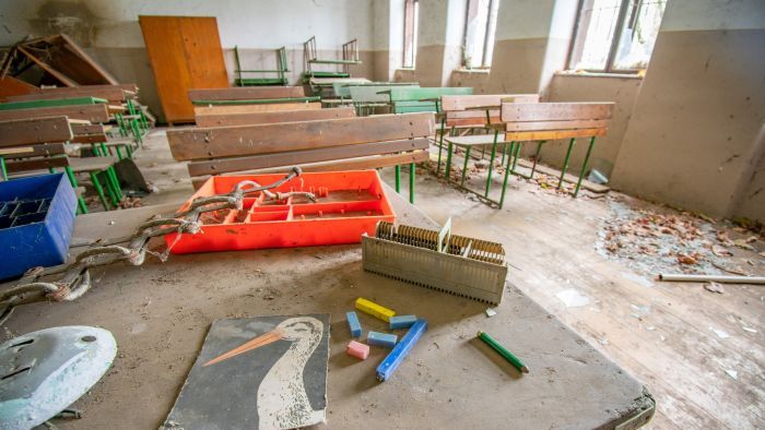 Megdöbbentő képek egy volt tanyasi iskolából