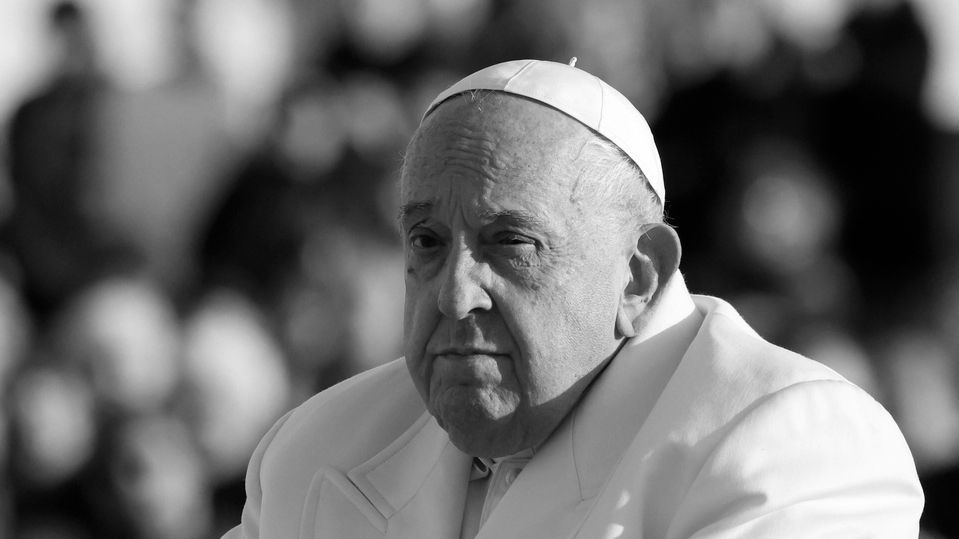 Ferenc pápa, csalók
