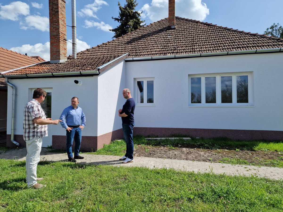 Geszt, fejlesztés