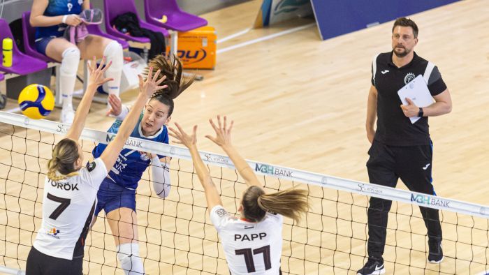 Látványos labdamenetek az MBH-Békéscsaba–Vasas Óbuda mérkőzésen