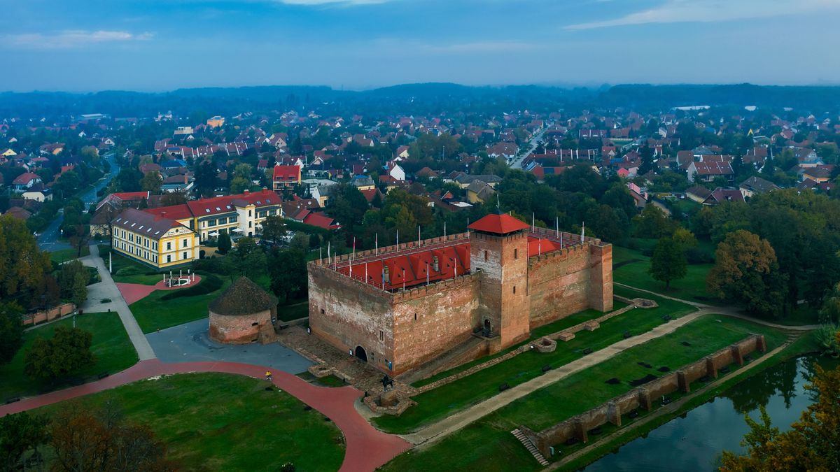 Gyula
