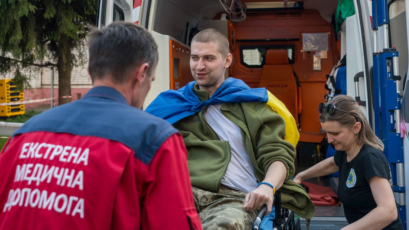 Fegyverek helyett házakra, autókra költik a pénzt az ukrán vezetők (1. rész)