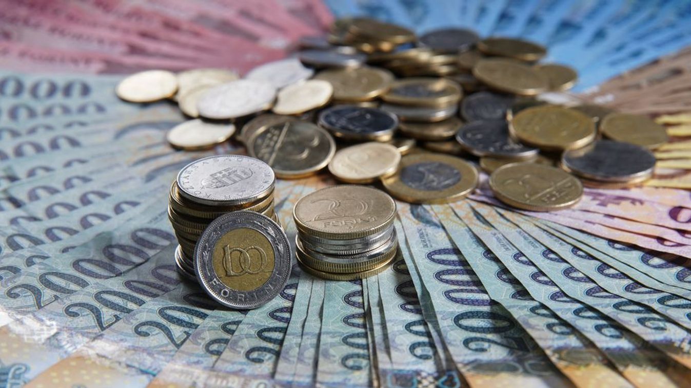 Készpénz: ennyiért cseréli be a posta a sok aprót bankjegyekre
