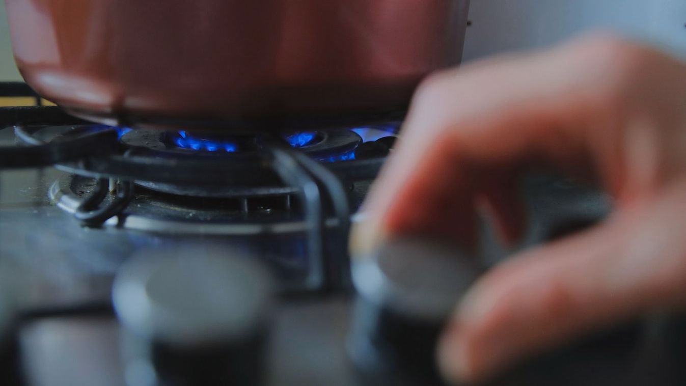Az orosz gáz betiltásával a rezsicsökkentési program fenntarthatatlanná válna