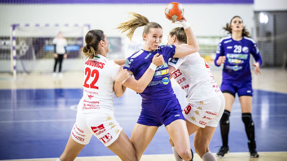 Klara Schlegel, Előre NKSE Vasas