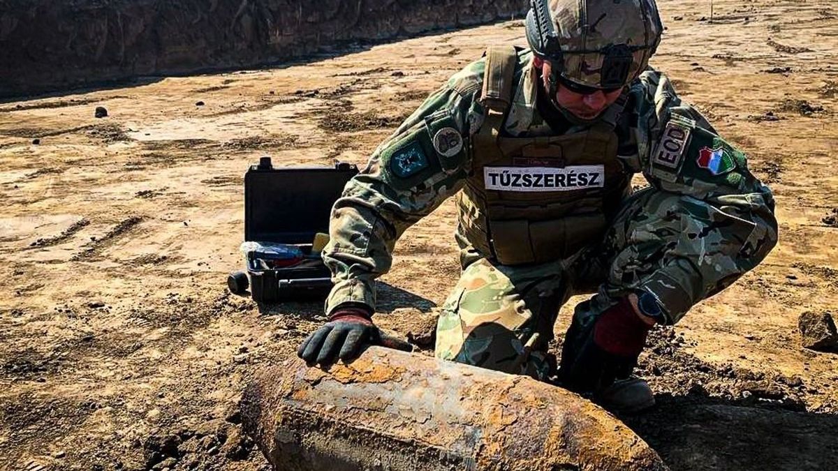 Gyanús tárgyra bukkantak a belvárosban, ki kellett hívni a tűzszerészeket