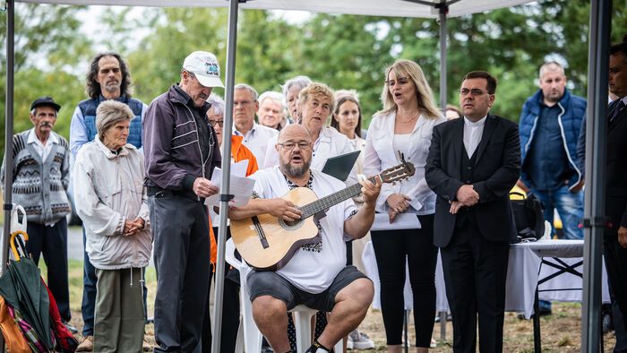 Új keresztet szenteltek fel Lőkösházán