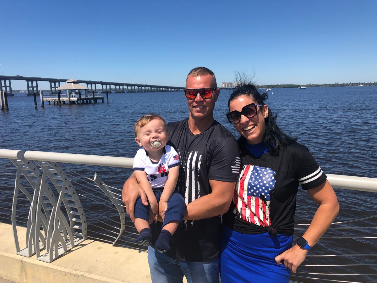 Florida, békéscsabai testnevelő tanár, testnevelő tanár és családja