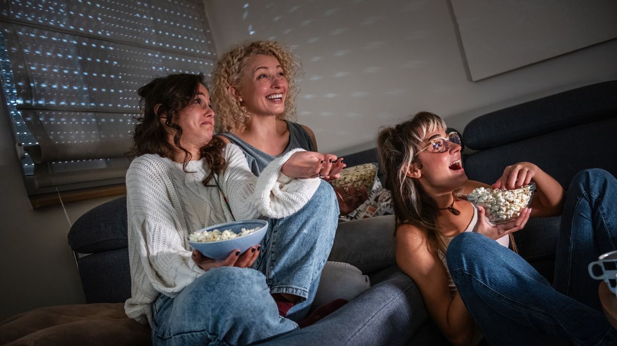 Netflix, Max, Mozi