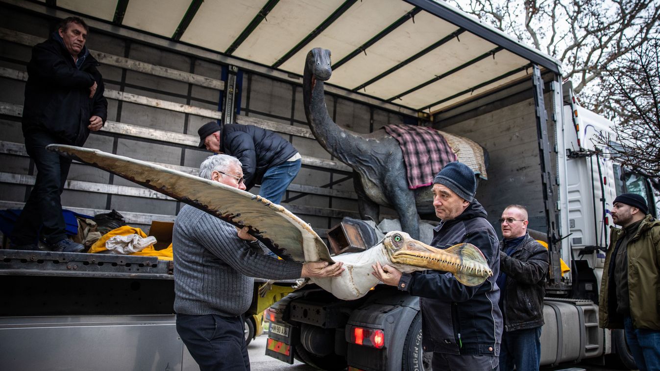 Őslények érkeztek a csabai múzeumba, jön az év egyik leginkább várt kiállítása...