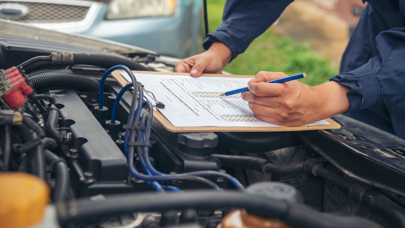 Kiderült, milyen gyakran kell műszaki vizsgára hordani a tíz évnél idősebb...